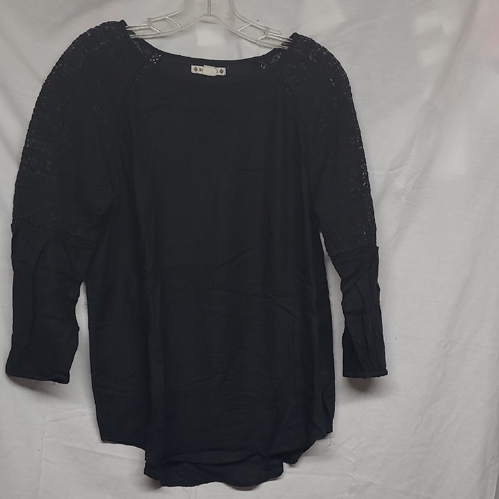 Ruff Hewn Black Lace Sleeve Tunic